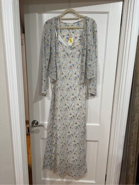 Chelsea & Violet Blue and Cream Floral Maxi with Sheer Jacket
